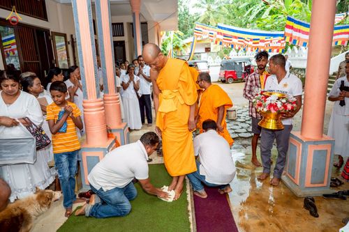 ภาพ No.266597:วันที่ 25 ตุลาคม พ.ศ. 2568 พิธีทอดกฐินสมทบ วัดกัลยาณมิตรต่างประเทศ  บูชาธรรม 81 ปี หลวงพ่อธัมมชโย ณ วัดธรรมวัฒนา รามายา  เมืองมาตะเล ประเทศศรีลังกา 