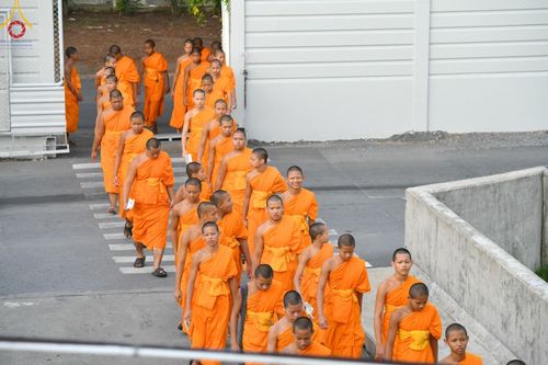 ภาพ No.174594:พิธีถวายภัตตาหารเมนูสวรรค์ เพื่อการบรรลุธรรม ณ หอฉันคุณยายอาจารย์ฯ วัดพระธรรมกาย วันที่ 23 พฤศจิกายน พ.ศ. 2567