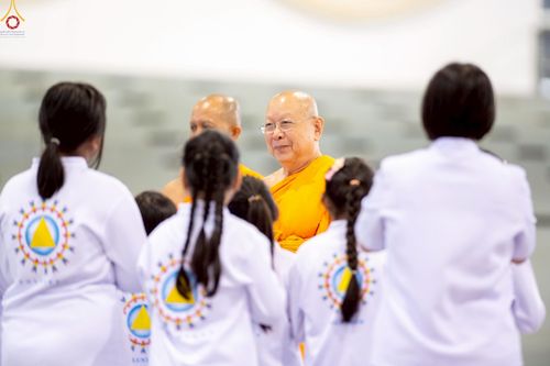 ภาพ No.235521:วันอาทิตย์ที่ 27 กรกฎาคม พ.ศ. 2568 พิธีจุดเทียนใจ ไฟนิรันด์ อนันตชัย ณ วัดพระธรรมกาย จ.ปทุมธานี