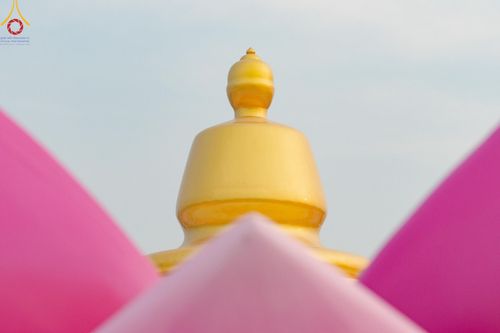 ภาพ No.200557:พิธีจุดประทีปถวายเป็นพุทธบูชา และบูชาธรรมมหาปูชนียาจารย์ ณ อนุสรณ์สถานบางปลา วัดบางปลา อำเภอบางเลน จังหวัดนครปฐม ในโครงการธรรมยาตรา กตัญญูบูชา มหาปูชนียาจารย์ พระมงคลเทพมุนี(สด จนฺทสโร) พระผู้ปราบมาร อนุสรณ์สถาน 7 แห่ง ปีที่ 13 วันที่ 23 มกราคม พ.ศ. 2568