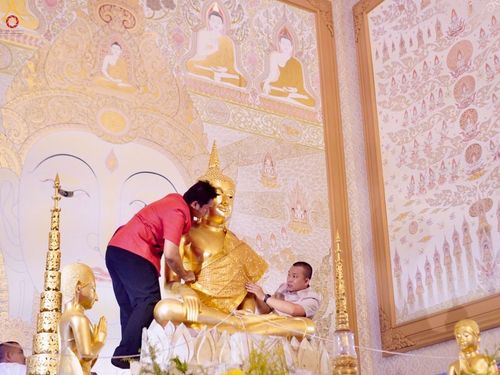 ภาพ No.253797:วันที่ 12 ตุลาคม พ.ศ. 2568 พิธีทอดกฐินสามัคคีทั่วไทย 30,000 วัด โดยคณะศิษยานุศิษย์ บูชาธรรม 81 ปี หลวงพ่อธัมมชโย ณ วัดสุทธิวราราม เขตสาทร กรุงเทพฯ