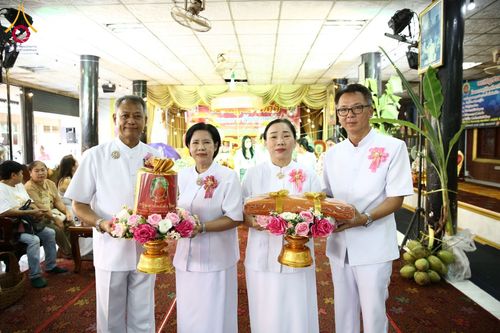 ภาพ No.178978:พิธีทอดกฐิน ณ วัดบางกอบัว อ.พระประแดง จ.สมุทรปราการ ในโครงการกฐินสามัคคีทั่วไทย 30,000 วัด บูชาธรรม 80 ปี หลวงพ่อธัมมชโย โดยคณะศิษยานุศิษย์วัดพระธรรมกาย วันที่ 27 ตุลาคม พ.ศ. 2567