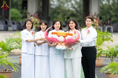 ภาพ No.157166:พิธีทอดผ้าป่าติดตั้งอิฐมวลเบาและฝ้าเพดาน ณ ศูนย์ปฏิบัติธรรมน้ำใสใจสว่าง บางกอกน้อย กรุงเทพมหานคร วันเสาร์ที่ 14 กันยายน พ.ศ. 2567