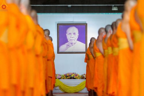 ภาพ No.87016:พิธีตัดปอยผมและปลงผมนาคธรรมทายาท ในโครงการอุปสมบทหมู่บูชาธรรม 106 ปี วันครูผู้ค้นพบวิชชาธรรมกาย ในวันอาทิตย์ที่ 3 กันยายน พ.ศ. 2566 ณ วัดพระธรรมกาย