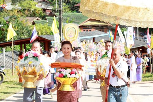 ภาพ No.268706:วันที่ 26 ตุลาคม พ.ศ. 2568 พิธีทอดกฐินสามัคคีทั่วไทย ณ วัดปางมะกล้วย ต.ป่าแป๋ อ.แม่แตง จ.เชียงใหม่ โดยคณะศิษยานุศิษย์ บูชาธรรม 81 ปี หลวงพ่อธัมมชโย