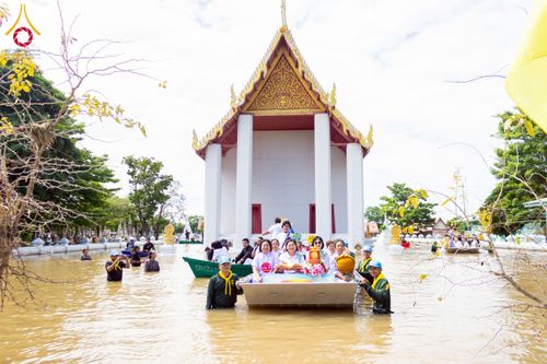 ภาพ No.274316:วันที่ 5 พฤศจิกายน พ.ศ. 2568 พิธีทอดกฐินสามัคคีทั่วไทย ณ วัดบันไดช้าง จ.พระนครศรีอยุธยา โดยคณะศิษยานุศิษย์ บูชาธรรม 81 ปี หลวงพ่อธัมมชโย