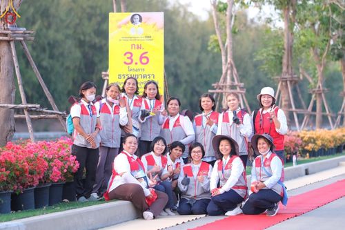 ภาพ No.191354:V.49 สารพัดV สารพัดดี ที่ธรรมยาตรา ในโครงการธรรมยาตรา กตัญญูบูชา มหาปูชนียาจารย์ พระมงคลเทพมุนี(สด จนฺทสโร) พระผู้ปราบมาร อนุสรณ์สถาน 7 แห่ง ปีที่ 13 ระหว่างวันที่ 2-31 มกราคม พ.ศ. 2568