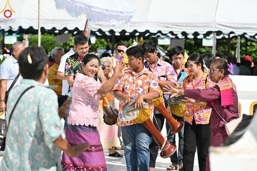 ภาพ No.97410:พิธีทอดกฐินสามัคคีทั่วไทย 5,000 วัด ณ วัดสุทธาวาส เพชรบุรี วันที่ 18 พฤศจิกายน พ.ศ. 2566