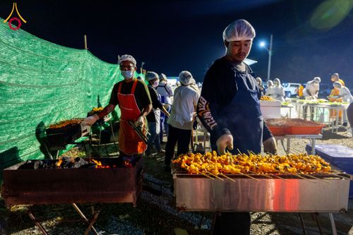 ภาพ No.118818:พิธีถวายภัตตาหารเป็นสังฆทาน แด่คณะพระธรรมยาตรา ปีที่ 12 วันที่ 26 มกราคม พ.ศ. 2567 ณ อนุสรณ์สถานบางปลา จ.นครปฐม