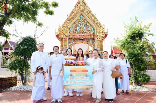 โครงการกฐินสามัคคีทั่วไทย 30,000 วัด บูชาธรรม 80 ปี หลวงพ่อธัมมชโย โดย คณะศิษยานุศิษย์วัดพระธรรมกาย ณ วัดกาหลง จ.สมุทรสาคร วันที่ 19 ตุลาคม พ.ศ. 2567