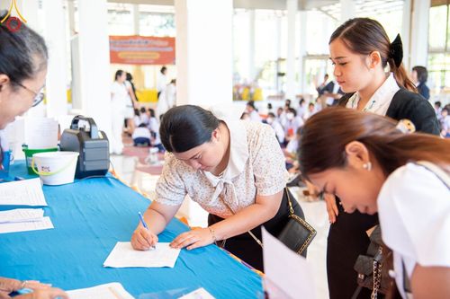 ภาพ No.103075:วันรวมพลังเด็กดี V-Star ผู้นำฟื้นฟูศีลธรรมโลก จังหวัดสระแก้ว วันอังคารที่ 19 ธันวาคม พ.ศ. 2566 ณ ศูนย์ปฏิบัติธรรมอรัญประเทศ อ.อรัญประเทศ จ.สระแก้ว