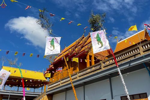 ภาพ No.263848:วันที่ 18 ตุลาคม พ.ศ. 2568 พิธีทอดกฐินสามัคคีทั่วไทย 30,000 วัด โดยคณะศิษยานุศิษย์ บูชาธรรม 81 ปี หลวงพ่อธัมมชโย ณ วัดคอกวัว ตำบลหนองโอ่ง อำเภออู่ทอง จังหวัดสุพรรณบุรี