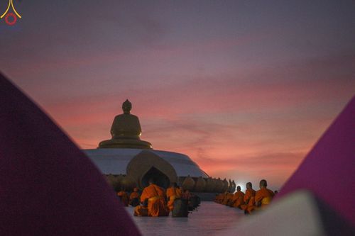 ภาพ No.198556:พระธรรมยาตราปฏิบัติธรรม และถ่ายภาพหมู่ประวัติศาสตร์ ณ อนุสรณ์สถานบางปลา วัดบางปลา อำเภอบางเลน จังหวัดนครปฐม ในโครงการธรรมยาตรา กตัญญูบูชา มหาปูชนียาจารย์ พระมงคลเทพมุนี(สด จนฺทสโร) พระผู้ปราบมาร อนุสรณ์สถาน 7 แห่ง ปีที่ 13 วันที่ 20 มกราคม พ.ศ. 2568