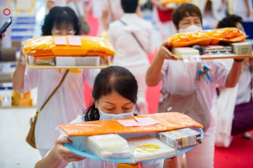 ภาพ No.86504:พิธีบุพเปตพลีนานาชาติ ปีที่ 10  วันเสาร์ที่ 19 สิงหาคม 2566  ณ ศูนย์ปฏิบัติธรรมภาคใต้ อ.บางกล่ำ จ.สงขลา