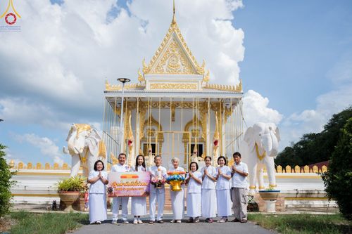 ภาพ No.93572:พิธีทอดกฐินสามัคคีทั่วไทย 5,000 วัด ณ วัดเจริญธรรม จ.ลพบุรี วันที่ 12 พฤศจิกายน พ.ศ. 2566
