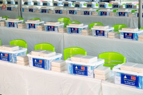 ภาพ No.87360:พิธีถวายสังฆทาน 323 วัด 4 จังหวัดชายแดนภาคใต้  ปีที่ 19 ครั้งที่ 165 พิธีมอบกองทุนหนุนแรงใจช่วยครูใต้  ปีที่ 16 ครั้งที่ 130 และพิธีทำบุญอุทิศส่วนกุศลให้ผู้วายชนม์ ณ วัดพุทธภูมิ อ.เมือง จ.ยะลา วันเสาร์ที่ 9 กันยายน พ.ศ. 2566