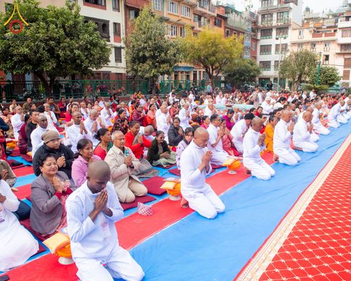 ภาพ No.209720:วันที่ 28 กุมภาพันธ์ พ.ศ.2568 พิธีเปิดโครงการบวชสามเณร พิธีถวายไทยธรรม พิธีขอขมามอบผ้าไตร  ณ เมืองปาตัน ประเทศเนปาล