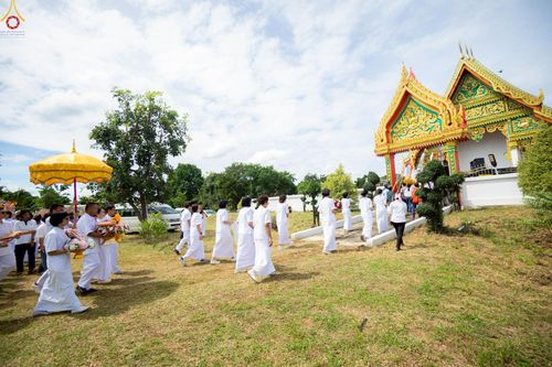 ภาพ No.262186:วันที่ 24 ตุลาคม พ.ศ. 2568 พิธีทอดกฐินสามัคคีทั่วไทย 30,000 วัด โดยคณะศิษยานุศิษย์ บูชาธรรม 81 ปี หลวงพ่อธัมมชโย ณ วัดดงรัง อ.ด่านช้าง จ.สุพรรรณบุรี