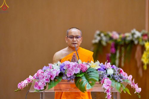 ภาพ No.219488:วันอังคารที่ 22 เมษายน พ.ศ. 2568 สัมมนาสงฆ์ เพื่อความมั่นคงและความเจริญรุ่งเรืองแห่งพระพุทธศาสนา  เนื่องในวันคุ้มครองโลก พิธีถวายมหาสังฆทานแด่คณะสงฆ์ 40,000 กว่าวัดทั่วประเทศ ณ วัดพระธรรมกาย จ.ปทุมธานี