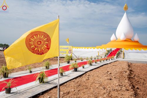 ภาพ No.144361:3 Bigboon 1.พิธีทอดผ้าป่าสถาปนาสังฆรัตนะปทุมเจดีย์ 2.พิธีประดิษฐานดอกบัวอนันต์นิรันดร์กาล 3.พิธีถวายมหาสังฆทานแด่คณะสงฆ์ทุกวัดในจังหวัดปัตตานี ณ ศูนย์อบรมเยาวชนจังหวัดปัตตานี วันอาทิตย์ที่ 14 กรกฎาคม พ.ศ. 2567