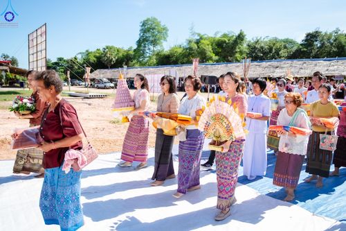 ภาพ No.91760:พิธีทอดกฐินสามัคคีทั่วไทย 5,000 วัด ณ วัดโนนพระแก้ว ต.น้ำโมง อ.ท่าบ่อ จ.หนองคาย  วันจันทร์ที่ 30 ตุลาคม พ.ศ. 2566