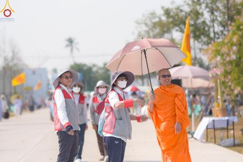 ภาพ No.202918:V.51 สารพัดV สารพัดดี ที่คลองบางนางแท่น ในโครงการธรรมยาตรา กตัญญูบูชา มหาปูชนียาจารย์ พระมงคลเทพมุนี(สด จนฺทสโร) พระผู้ปราบมาร อนุสรณ์สถาน 7 แห่ง ปีที่ 13 ระหว่างวันที่ 2-31 มกราคม พ.ศ. 2568