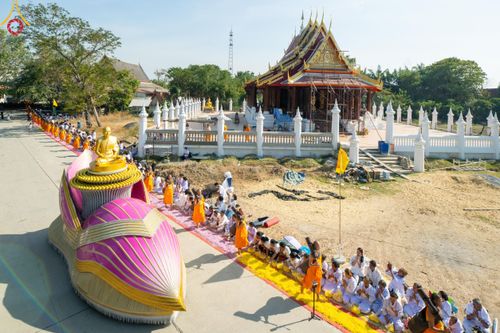 ภาพ No.198086:พิธีต้อนรับพระธรรมยาตรา ณ อนุสรณ์สถานลำดับที่ 5 สถานที่เผยแผ่วิชชาธรรมกายครั้งแรก อนุสรณ์สถานบางปลา วัดบางปลา อำเภอบางเลน จังหวัดนครปฐม ในโครงการธรรมยาตรา กตัญญูบูชา มหาปูชนียาจารย์ พระมงคลเทพมุนี(สด จนฺทสโร) พระผู้ปราบมาร ปีที่ 13 วัน 19 มกราคม พ.ศ.2568