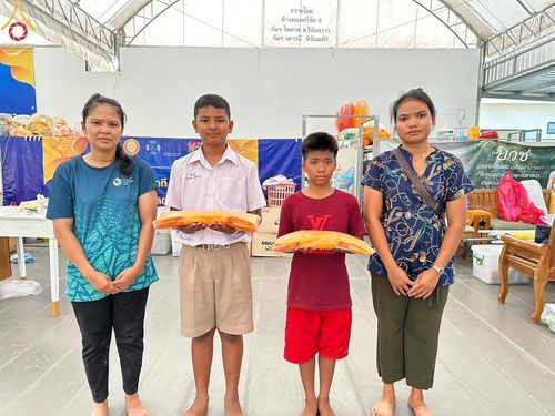 ภาพ No.133205:กิจวัตรกิจกรรมการฝึกตัวก่อนบวช และพิธีตัดปอยผมธรรมทายาท ณ ศูนย์ปฏิบัติธรรมและอบรมเยาวชนเมืองยะลา วันที่ 1-2 เมษายน พ.ศ. 2567