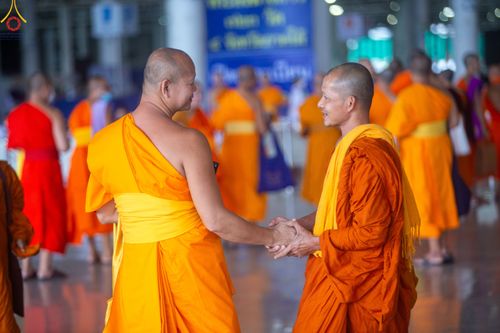 ภาพ No.85050:บรรยากาศการต้อนรับพระสังฆาธิการทั่วประเทศ และพิธีบูชาข้าวพระในวันสมาธิโลก วันอาทิตย์ต้นเดือนที่ 6 สิงหาคม พ.ศ. 2566 ณ สภาธรรมกายสากล วัดพระธรรมกาย