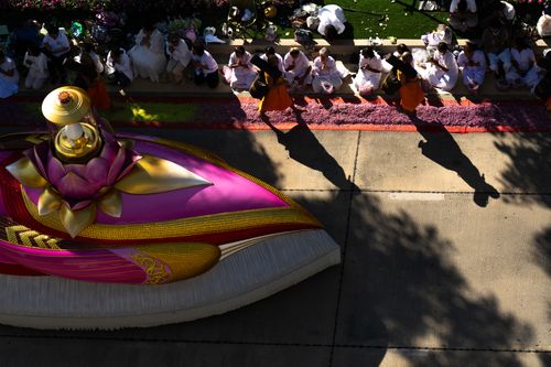 ภาพ No.287132:วันที่ 2 มกราคม พ.ศ.2569 พิธีต้อนรับพระธรรมยาตรา ครั้งที่ 1 (ภาพชุดที่ 2) ณ วัดพระธรรมกาย (วิหารหลวงปู่ - พระมหาธรรมกายเจดีย์)