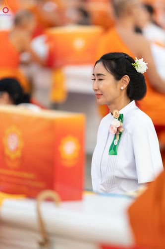 ภาพ No.324097:วันที่ 22 เมษายน พ.ศ.2569 (วันคุ้มครองโลก) พิธีถวายมหาสังฆทาน 40,000 กว่าวัดทั่วประเทศ ณ ลานธรรม พระมหาธรรมกายเจดีย์ วัดพระธรรมกาย