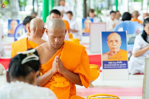 ภาพ No.350909:วันที่ 19 กันยายน พ.ศ.2569 พิธีบรรพชาอุปสมบท โครงการอุปสมบทหมู่บูชาธรรม ครบรอบ 109 ปี วันครูผู้ค้นพบวิชชาธรรมกาย ณ โบสถ์พระไตรปิฏก วัดพระธรรมกาย