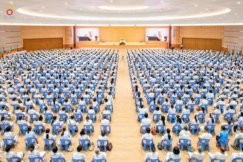 ภาพ No.344388:วันที่ 21-23 สิงหาคม พ.ศ. 2569 สัมมนารวมใจผู้นำบุญ บูชาธรรม 82 ปี หลวงพ่อธัมมชโย รุ่นที่ 1 กฐินสามัคคีทั่วไทย 30,000 วัด โครงการอุปสมบทบูชาธรรมมหาปูชนียาจารย์ 3,000 รูป  ณ ศูนย์ปฏิบัติธรรมเวิล์ดพีช วัลเล่ย์ จ.นครราชสีมา