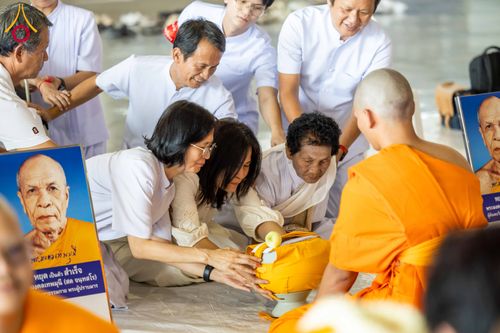 ภาพ No.321433:วันเสาร์ที่ 11 เมษายน พ.ศ.2569 พิธีขอบรรพชา พิธีขอสรณคมณ์และศีล, พิธีถวายบาตร พิธีอุปสมบท โครงการอุปสมบทหมู่ บูชาธรรมหลวงพ่อธัมมชโย พ.ศ.2569 โครงการอุปสมบทหมู่ธรรมทายาท ระดับอุดมศึกษา รุ่น 53 (ภาคฤดูร้อน) ณ วัดพระธรรมกาย ปทุมธานี