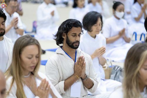 ภาพ No.311817:วันอังคารที่ 3 มีนาคม พ.ศ.2569 ปฏิบัติธรรมภาคสายวันมาฆบูชา พิธีถวายภัตตาหารเป็นสังฆทาน ณ สภาธรรมกายสากล วัดพระธรรมกาย