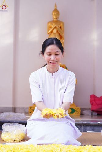 ภาพ No.70900:พิธีต้อนรับพระธรรมยาตรา ในโครงการธรรมยาตรากตัญญูบูชา มหาปูชนียาจารย์ พระมงคลเทพมุนี(สด จนฺทสโร) พระผู้ปราบมาร อนุสรณ์สถาน 7 แห่ง ปีที่ 11 วันที่ 14 มกราคม พ.ศ. 2566 ณ อนุสรณ์สถานลำดับที่ 3 สถานที่เกิดในเพศสมณะ วัดสองพี่น้อง อ.สองพี่น้อง จ.สุพรรณบุรี