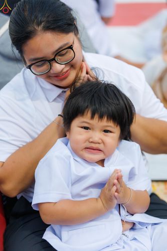 ภาพ No.297650:วันที่ 18 มกราคม พ.ศ. 2569 พิธีตักบาตรพระธรรมยาตรา ณ วัดโบสถ์บน ต.บางคูเวียง จ.นนทบุรี อนุสรณ์สถานลำดับที่ 4 สถานที่เกิดด้วยกายธรรม ในโครงการธรรมยาตรา กตัญญูบูชา มหาปูชนียาจารย์ พระมงคลเทพมุนี(สด จนฺทสโร) พระผู้ปราบมาร อนุสรณ์สถาน 7 แห่ง ปีที่ 14