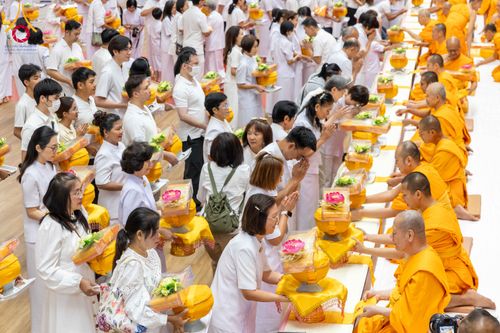 ภาพ No.313667:วันอาทิตย์ที่ 15 มีนาคม พ.ศ. 2569 พิธีร่วมบุญบรรพชาสามเณร 5000 รูป ณ ห้องแก้วสารพัดนึก 2 สภาธรรมกายสากล วัดพระธรรมกาย