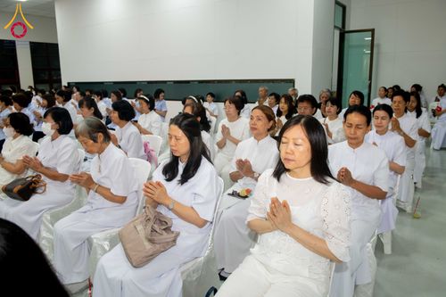 ภาพ No.316270:วันเสาร์ที่ 28 มีนาคม พ.ศ. 2569 พิธีบำเพ็ญกุศล คุณพ่อณรงค์ จินตมากุล  สิริอายุ 99 ปี 11 เดือน โยมบิดา พระครูปลัดรัตนวีรวัฒน์ (รังสฤษดิ์ อิทฺธิจินตโก) ที่ปรึกษาเจ้าคณะจังหวัดปทุมธานี เจ้าอาวาสวัดพระธรรมกาย  ณ ห้องปลูกศรัทธา 2 วัดพระธรรมกาย ปทุมธานี