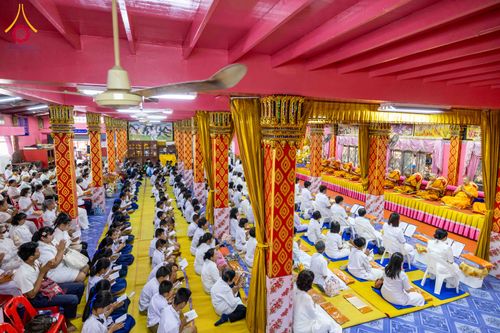 ภาพ No.303705:วันที่ 27 มกราคม พ.ศ. 2569 พิธีทอดผ้าป่าทำนุบำรุงศาสนสถาน ณ วัดตะเคียน อ.บางกรวย จ.นนทบุรี ในโครงการธรรมยาตรา กตัญญูบูชา มหาปูชนียาจารย์ พระมงคลเทพมุนี(สด จนฺทสโร) พระผู้ปราบมาร อนุสรณ์สถาน 7 แห่ง ปีที่ 14