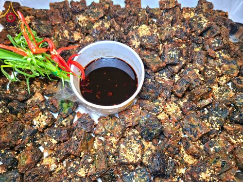 ภาพ No.203811:พิธีถวายภัตตาหารเป็นสังฆทาน แด่พระธรรมยาตรา ณ วัดพระธรรมกาย ตำบลคลองสาม อำเภอคลองหลวง จังหวัดปทุมธานี ในโครงการธรรมยาตรา กตัญญูบูชา มหาปูชนียาจารย์ พระมงคลเทพมุนี(สด จนฺทสโร) พระผู้ปราบมาร อนุสรณ์สถาน 7 แห่ง ปีที่ 13 วันที่ 30 มกราคม พ.ศ. 2568