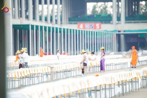 ภาพ No.217874:วันที่ 10-14 เมษายน พ.ศ. 2568 เจ้าหน้าที่อาสาสมัคร เตรียมงานวันคุ้มครองโลก ชุดที่ 2 วัดพระธรรมกาย จ.ปทุมธานี