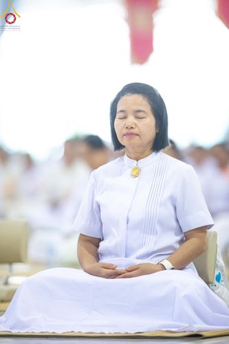 ภาพ No.205993:พิธีตักบาตร และ พิธีบูชาข้าวพระ ในวันอาทิตย์ต้นเดือน 2 กุมภาพันธ์ พ.ศ. 2568 ณ สภาธรรมกายสากล วัดพระธรรมกาย