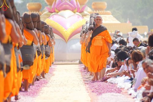 ภาพ No.129141:พระธรรมยาตราเดินธรรมยาตรา ณ ชุมชนรอบศูนย์ปฏิบัติธรรมภาคใต้ อ.บางกล่ำ จ.สงขลา วันที่ 10 มีนาคม พ.ศ. 2567