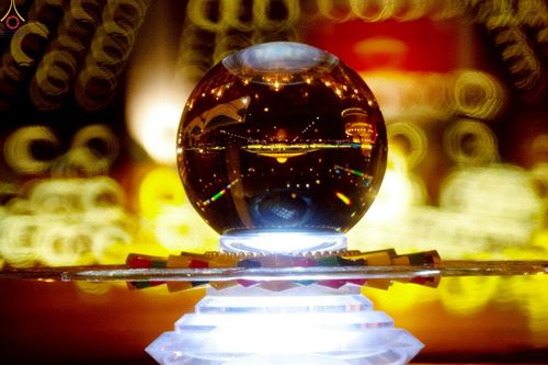 ภาพ No.244347:วันที่ 7 กันยายน พ.ศ. 2568 พิธีจุดประทีป วันครูผู้ค้นพบวิชชาธรรมกาย ณ ลานธรรมฯ และวิหารคด วัดพระธรรมกาย