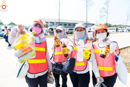 ภาพ No.110130:V.8 พลังทีม การเตรียมงาน เก็บงาน การรับบุญของเจ้าหน้าที่หน่วยงานต่างๆ เพื่อโครงการธรรมยาตรา กตัญญูบูชามหาปูชนียาจารย์ พระมงคลเทพมุนี (สด จนฺทสโร) พระผู้ปราบมาร อนุสรณ์สถาน 7 แห่ง ปีที่ 12 ระหว่างวันที่ 2 - 31 มกราคม พ.ศ.2567