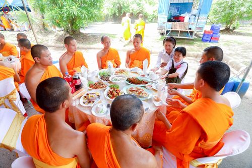 ภาพ No.249321:วันที่ 20 กันยายน พ.ศ. 2568 พิธีประดิษฐานรูปหล่อหลวงปู่วัดปากน้ำ ภาษีเจริญ ณ วิหารพระมงคลเทพมุนี (สด จนฺทสโร) ศูนย์ปฏิบัติธรรมภูเก็ต จ.ภูเก็ต