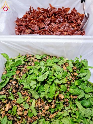 ภาพ No.203821:พิธีถวายภัตตาหารเป็นสังฆทาน แด่พระธรรมยาตรา ณ วัดพระธรรมกาย ตำบลคลองสาม อำเภอคลองหลวง จังหวัดปทุมธานี ในโครงการธรรมยาตรา กตัญญูบูชา มหาปูชนียาจารย์ พระมงคลเทพมุนี(สด จนฺทสโร) พระผู้ปราบมาร อนุสรณ์สถาน 7 แห่ง ปีที่ 13 วันที่ 30 มกราคม พ.ศ. 2568