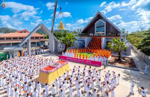 ภาพ No.248868:วันที่ 20 กันยายน พ.ศ. 2568 พิธีอัญเชิญรูปหล่อหลวงปู่วัดปากน้ำ ภาษีเจริญ จากวัดมงคลนิมิตร พระอารามหลวง เพื่อประดิษฐาน ณ วิหารพระมงคลเทพมุนี (สด จนฺทสโร)  ศูนย์ปฏิบัติธรรมภูเก็ต จ.ภูเก็ต