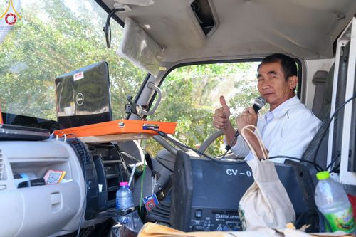 ภาพ No.107794:V.4 ทุ่มใจ การเตรียมงาน เก็บงาน การรับบุญของเจ้าหน้าที่หน่วยงานต่างๆ เพื่อโครงการธรรมยาตรา กตัญญูบูชามหาปูชนียาจารย์ พระมงคลเทพมุนี (สด จนฺทสโร) พระผู้ปราบมาร อนุสรณ์สถาน 7 แห่ง ปีที่ 12 ระหว่างวันที่ 2 - 31 มกราคม พ.ศ.2567